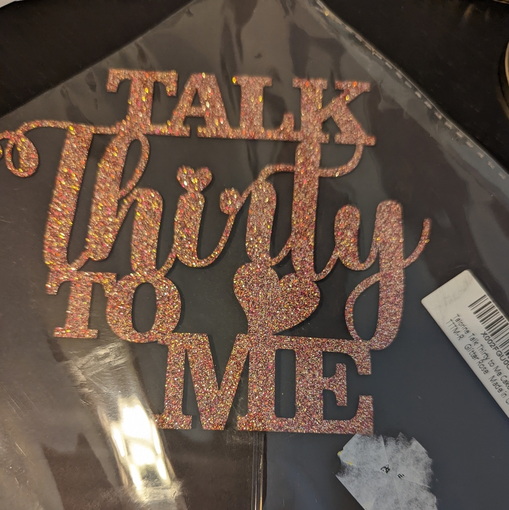 Cake topper